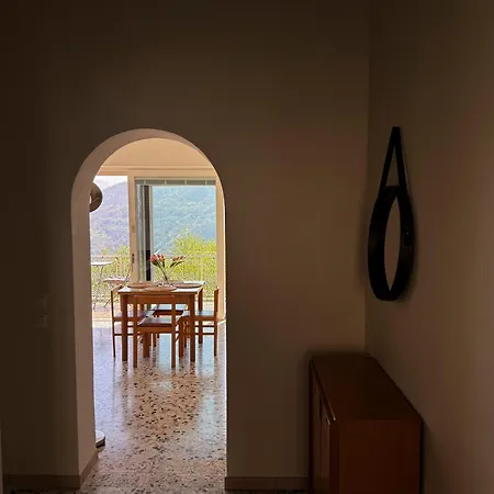 Casa Lago Panoramic Daire Ranzanico