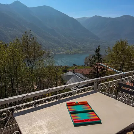 Casa Lago Panoramic Apartment *